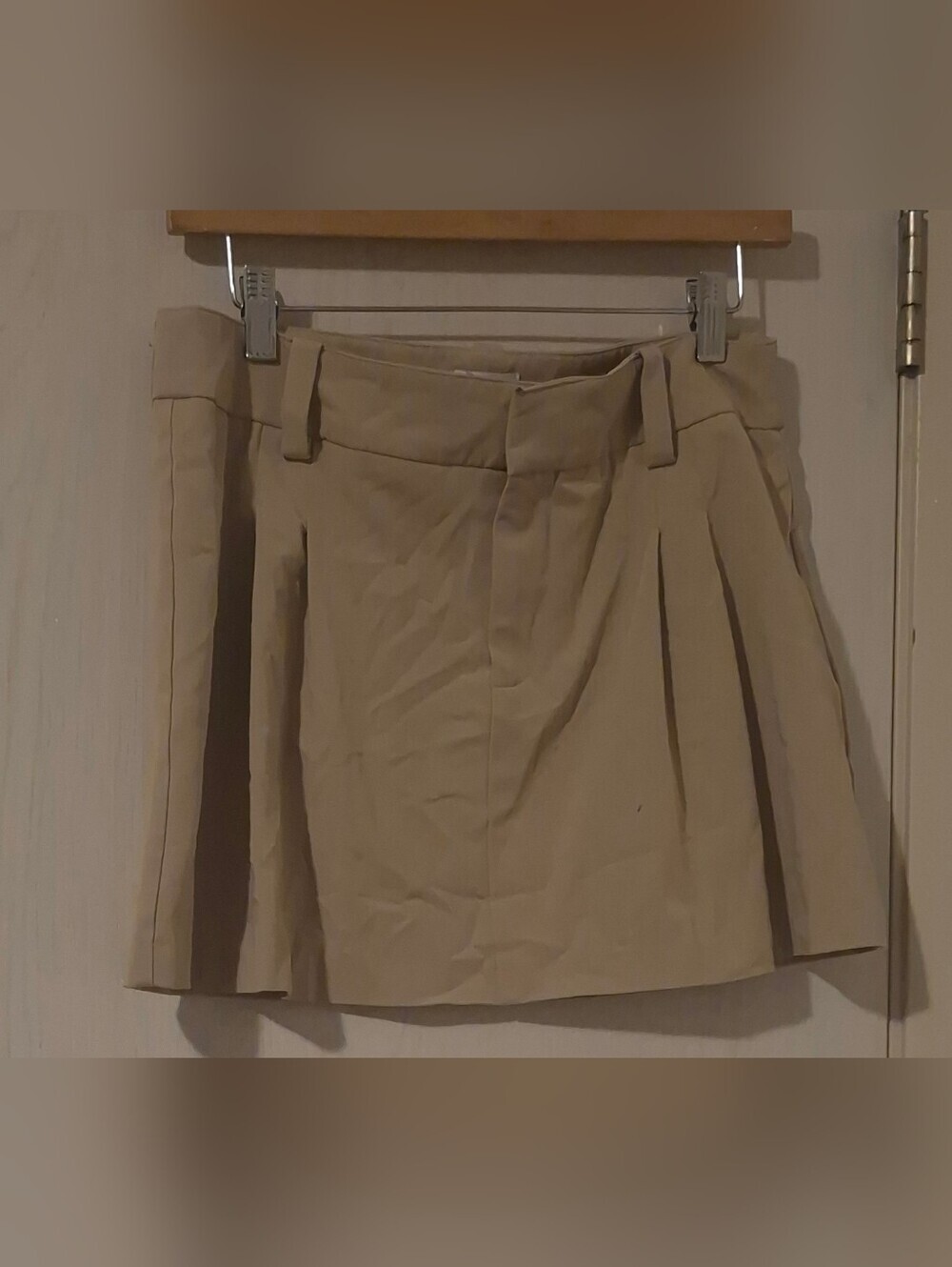 Sunday Best by Aritzia Pleated Mini Skirt | Women's Size 6 | Beige